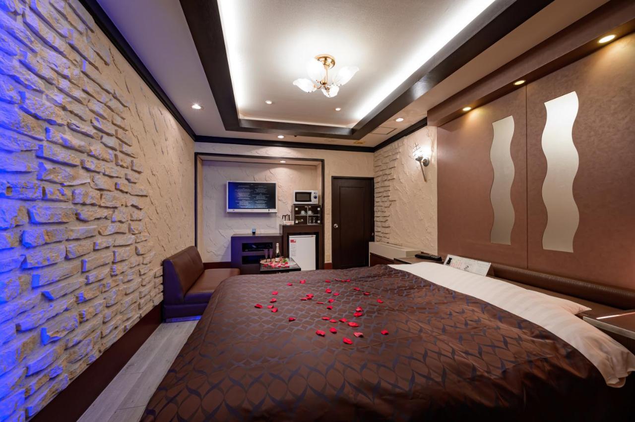 יוקוהאמה Hotel Metro (Adults Only) מראה חיצוני תמונה